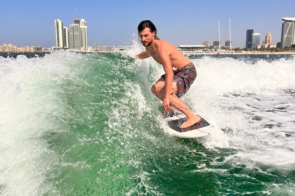 Crazywake dubai Wake Surfing and Wakeboarding